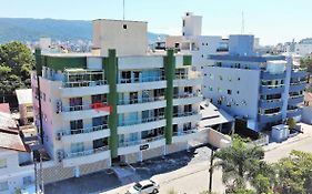 1024 - Apartamento em Bombinhas para locação de temporada - Praia de Bombas