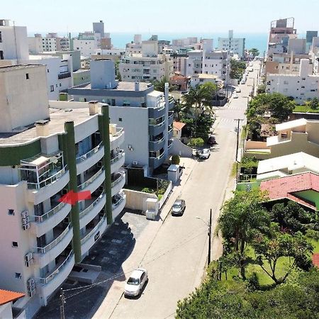 1024 - Apartamento em Bombinhas para locação de temporada - Praia de Bombas Exterior foto