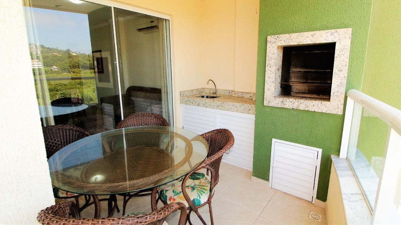 1024 - Apartamento em Bombinhas para locação de temporada - Praia de Bombas Exterior foto